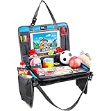 ►4 in 1 Multifunktion Design: Amzdeal Kinder Reisetablett besitzt verschiedenen Funktionen, kann als Reisetisch, Tablethalter und Aufbewahrungsbeutel für Kinder bei der Reise benutzt werden. Dank dem Tragbar Design können Sie es leicht falten und passt es speziell während Reise für Auto, Flugzeug, Bus oder Kinderwagen und schafft eine sichere und saubere Station zum Essen und spielen für Kinder.