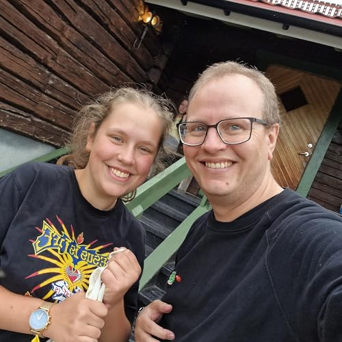 Svenska kyrkan alltså, men är du inte frikyrklig Gabriella? Gabriella är nu konfirmerad.