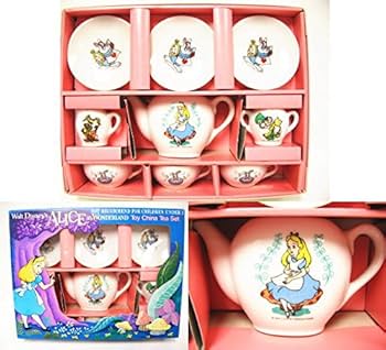 ふしぎの国のアリス　ディズニーストア　完売品　ティーカップ　置時計　新品未開封 ◇不思議の国のアリス◇アリス 置時計 ディズニーストア 箱あり 未使用