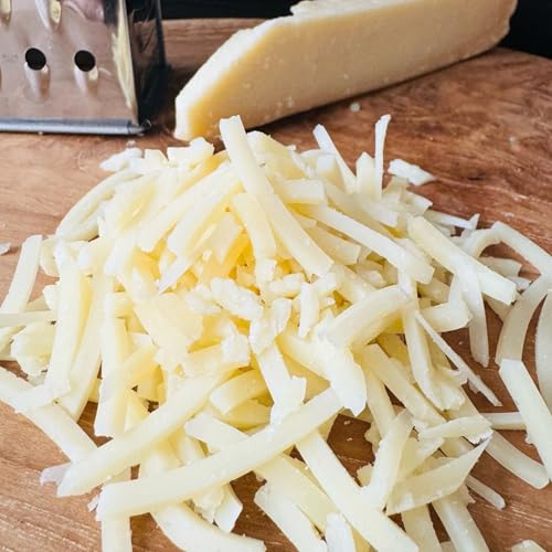 p~W[mbW[m Vbh`[Y DOP 24 C^AY Z[Xsgp OXtFbhbĈ Nature Kiosk Parmigiano Reggiano Grassfed Shredded Cheese Italian