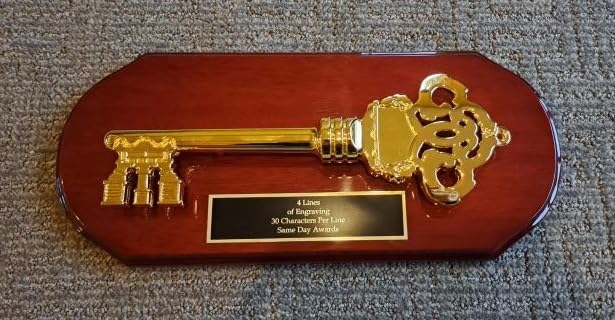 Same Day Awards Cherrywood Gold Key Plaque (16