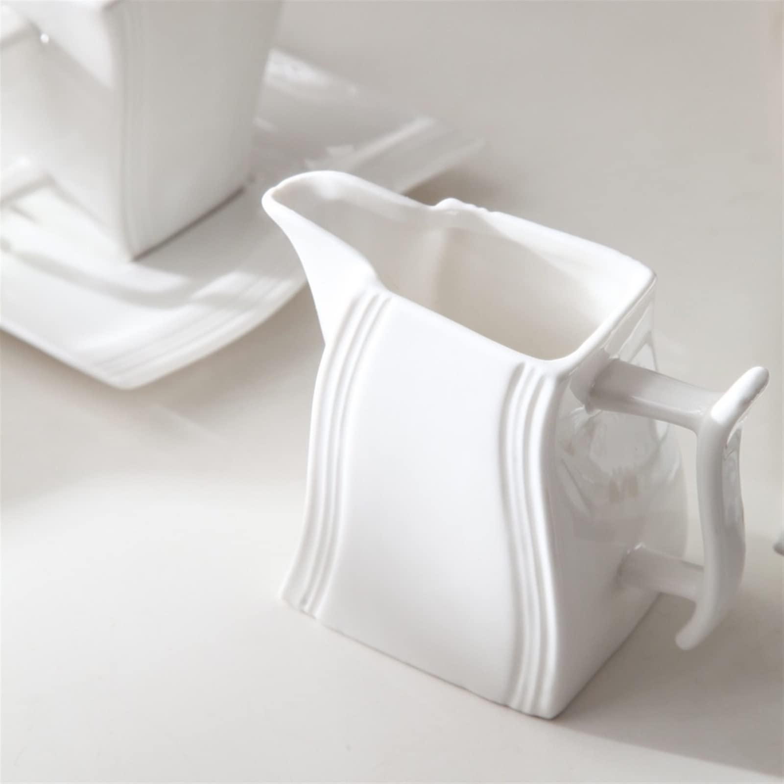 NZPOST Set Salsiera Salsiera Porcellana Bianca Set Caraffa Zuccheriera caffè e tè Brocca Lattiera 4,75 Pollici con Manico Zuccheriera 3,5 Pollici Ciotola Salsiera (Bianco)