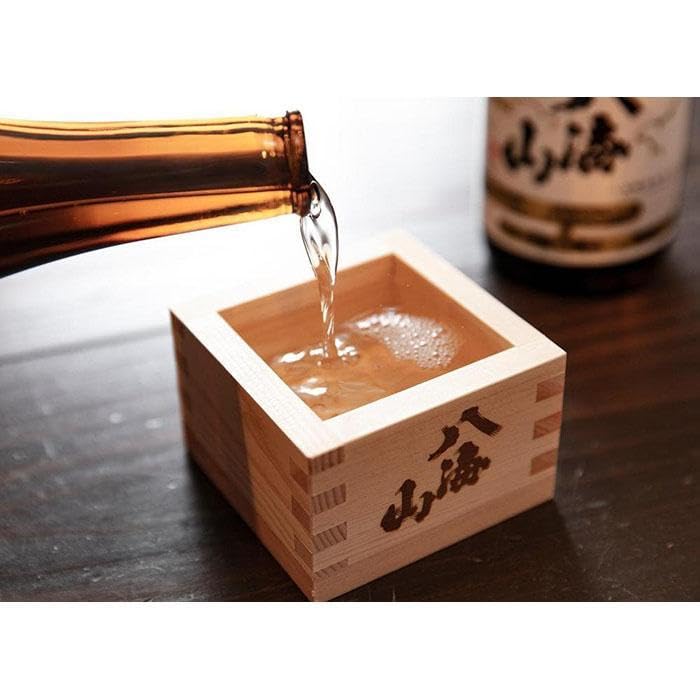 魚沼で候 八海山 日本酒1800ml Amazon.co.jp: 【魚沼地域限定】純米酒 八海山「魚沼で候」1800ml×1本