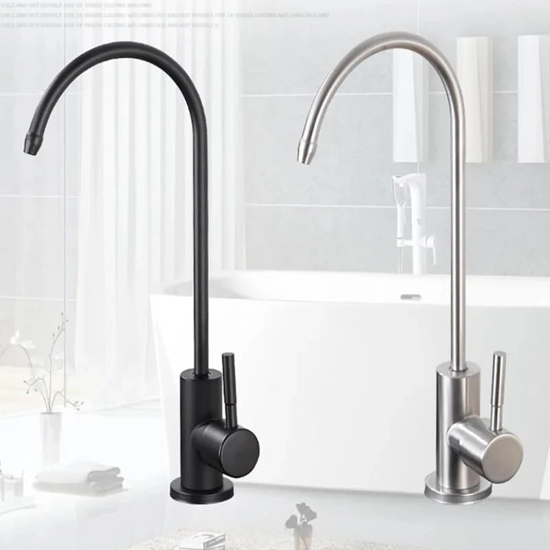 Depuratore d'acqua da cucina in acciaio inossidabile purificatore d'acqua rotante a raffreddamento singolo rubinetto diretto for acqua potabile(Silvery)