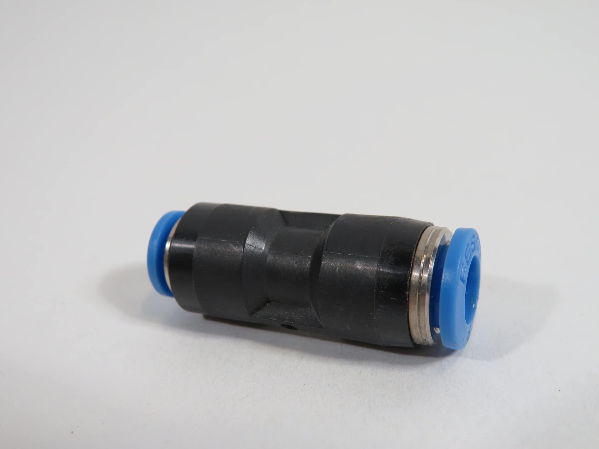 m★ FESTO 153037 QS-6-4 PUSH-IN CONNECTOR - SUPPLIED IN PACK OF