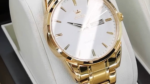 OLEVS Horloges voor heren, grote wijzerplaat analoog kwarts herenhorloge, zakelijke roestvrijstalen band waterdicht lichtgevend herenpolshorloge, grote pols herenhorloge met datum, Standaard, armband