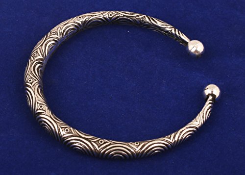 Image of Touchstone Indian bracelets for women mixed metal cuff crystal rhinestones bracelet handcrafted wrist enhancer free size designer in gold or oxidized white tone