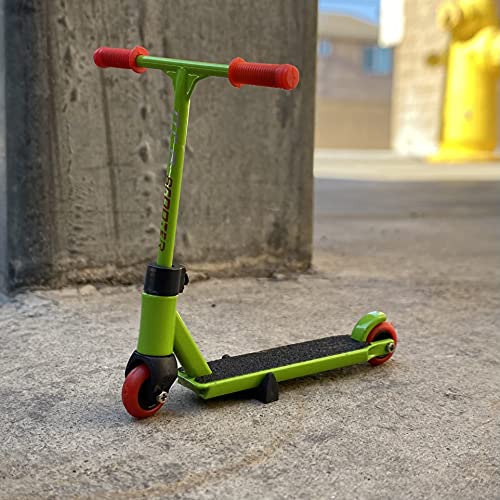 Yllo Professional Finger Scooter Toy Made Of Alloy Metal With Changeable Bar Grips, Rubberized Wheels, And Two Piece Fork. For Use Fingerboard Obstacles, Fingerboard Parks, And Competitions. - Green #TOP2