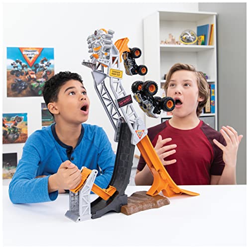 Image of Monster Jam, Official Max-D Break Free Playset with Exclusive 1:64 Scale Max-D Die-Cast Monster Truck