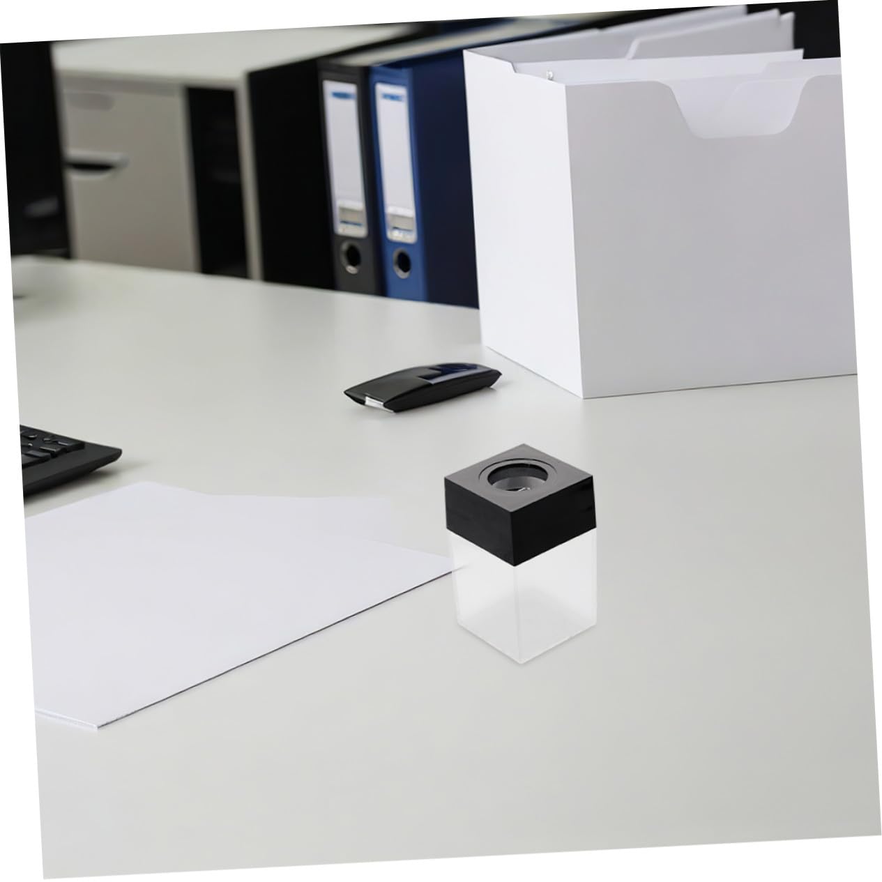 12 Pezzi Organizer per Graffette Magnetiche Scrivania Quadrato in Plastica per Ufficio Scuola e Casa Dispenser Compatto per Graffette e