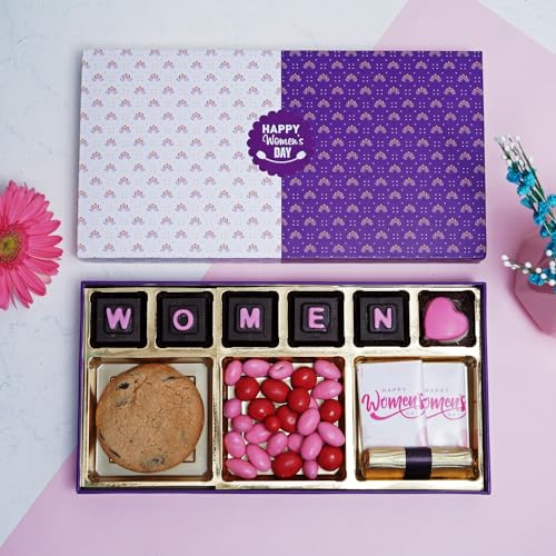 Image of Velvet Fine Chocolates Gift Hamper Chocolate blast 6 assorted chocolates, 1 fruit and nut chocolate log, etc