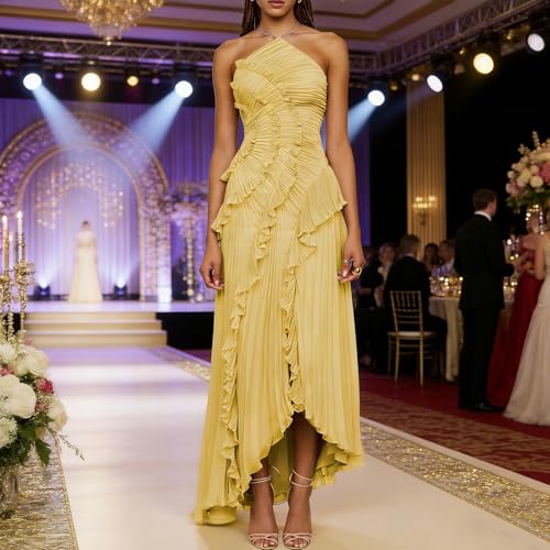 Robe longue drapée et plissée d'exception avec dos nu sculptural