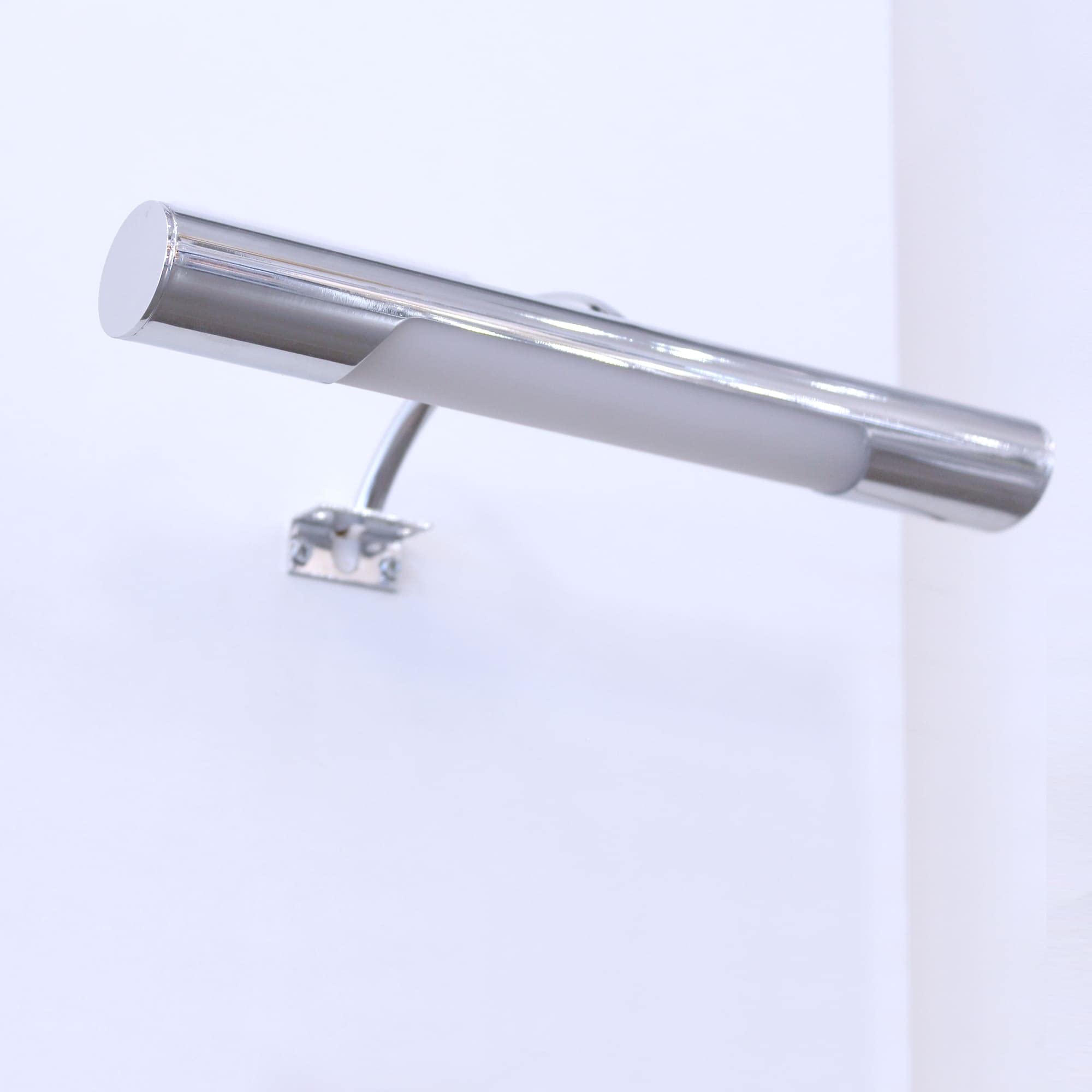 wonderlamp Andrea - Applique da parete a LED, 5 watt, cromato, 6,1 x 28,4 x 6,1 cm