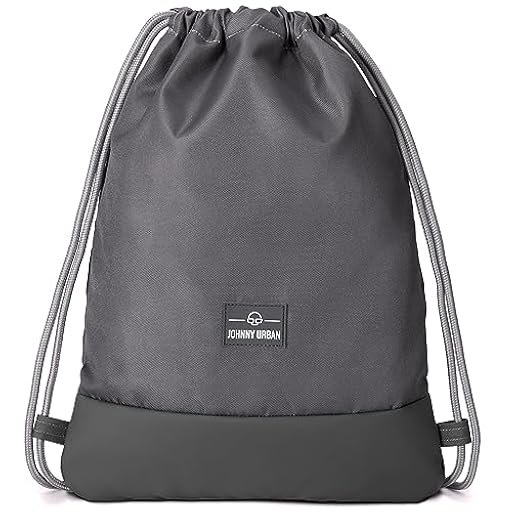 Johnny Urban Bolsa de Deporte Hombre & Mujer Gris - Blake - Mochila Gimnasio Pequeña para Gym, Playa, Deportiva - Casual Bolsa Piscina - Saco de Verano - Repelente al Agua | Ya disponible en tu tienda friki favorita! En mundofriki.es! Johnny Urban Bolsa de Deporte Hombre & Mujer Gris - Blake - Mochila Gimnasio Pequeña para Gym, Playa, Deportiva - Casual Bolsa Piscina - Saco de Verano - Repelente al Agua | Ya disponible en tu tienda friki favorita! En mundofriki.es!