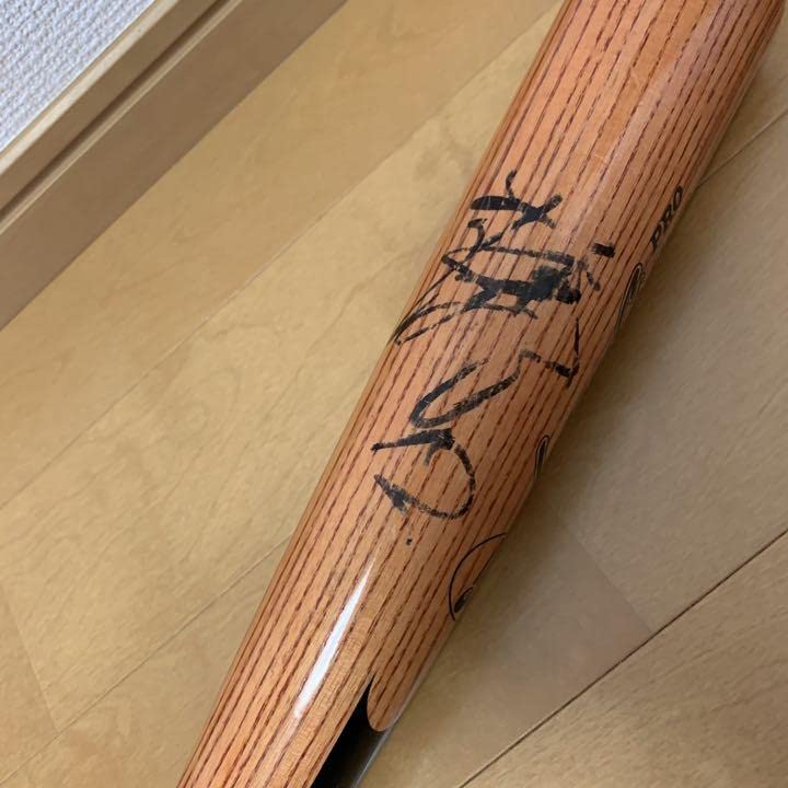 NPB木製バット（硬式) Amazon.co.jp: SSK硬式木製バットNPBマーク刻印サイン入り