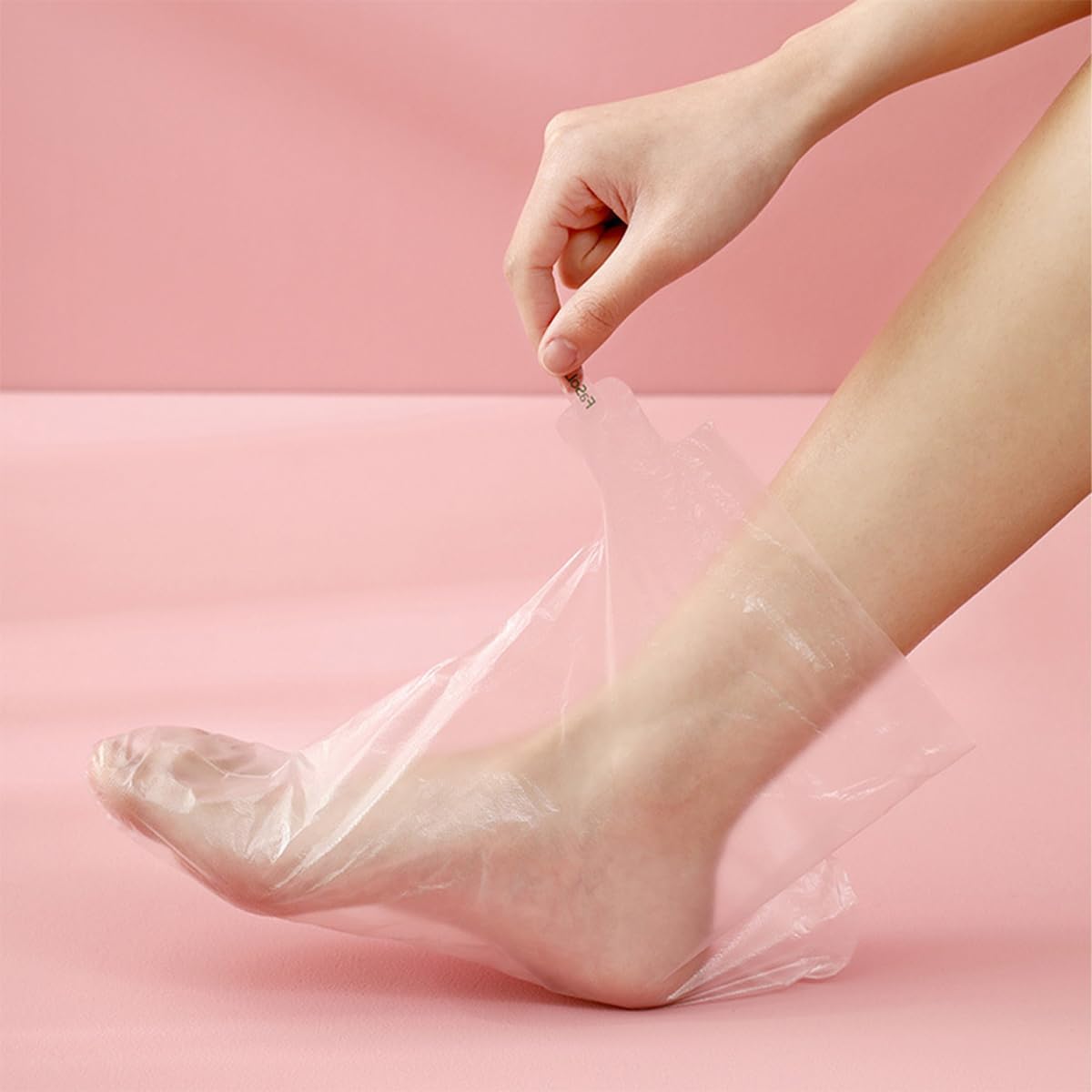 LEEQ Calzini USA e Getta in plastica e Guanti monouso - Plastica Trasparente Monouso Stivaletti, Fodere da Bagno in Cera paraffina per Piedi, per Pedicure Hot Spa Cera Trattamento(200pcs)