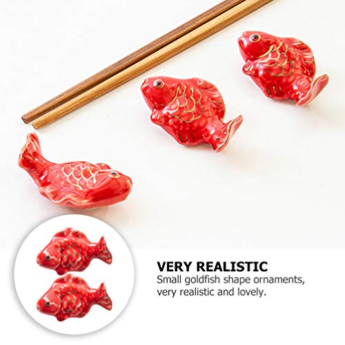 ABOOFAN 2Pcs Cerâmica Pauzinhos Titular Red Goldfish Em Forma de Titular Suporte Faca de Jantar Colh