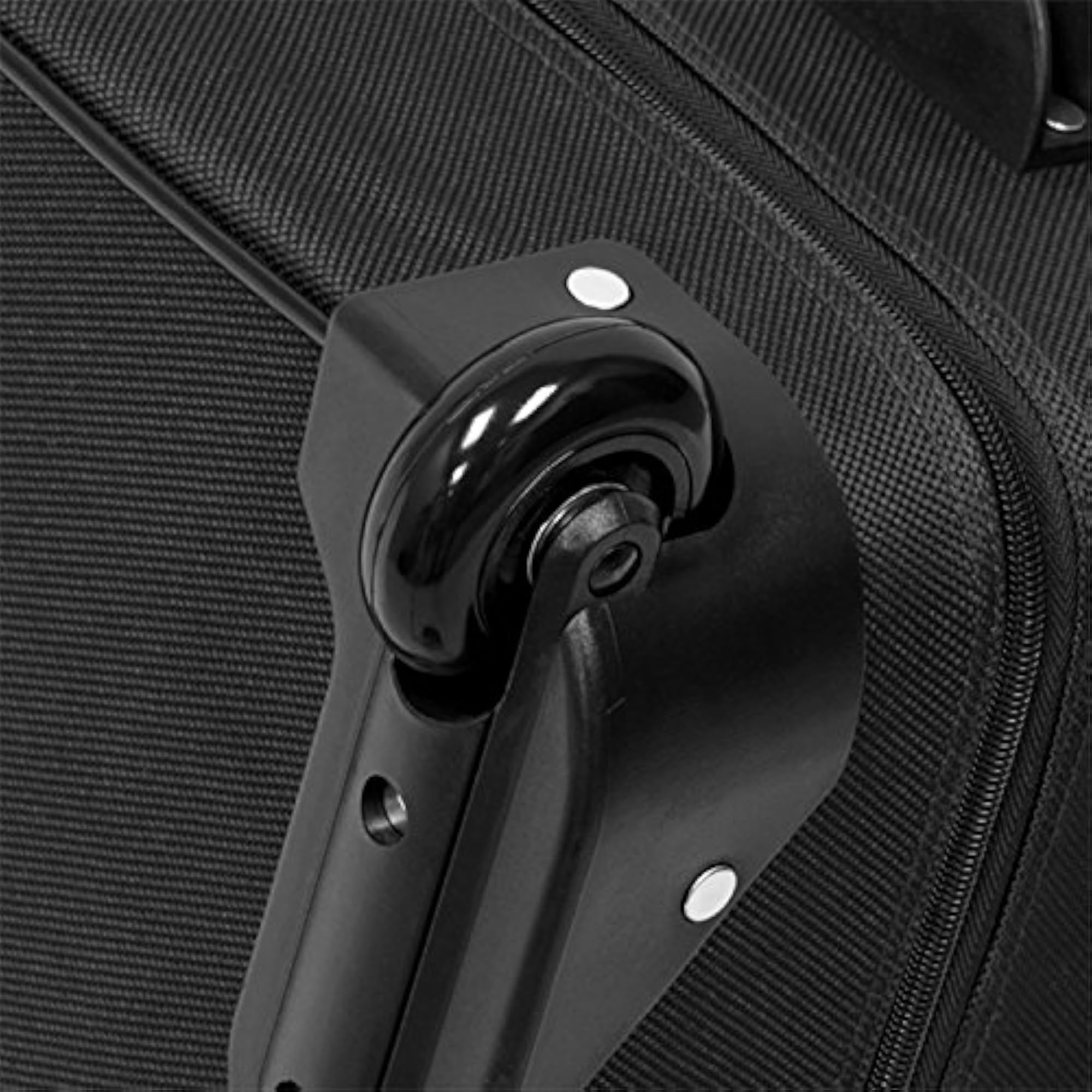 Buckingham 44" Wheeled Garment Bag, Black