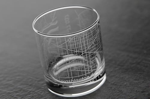 Miniatura 3 de Well Told Vaso grabado de Washington DC Map Rocks, vidrio de whisky antiguo (11 onzas, transparente), regalo para los amantes del whisky