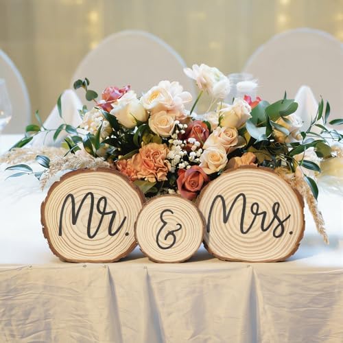Novabright 3 Pcs Mr and Mrs Sign for Wedding Table Wooden Mr & Mrs Sign Sweetheart Bride and Groom Table Decor Photo Prop Decoration for Wedding Bridal Shower Anniversary Party