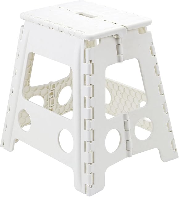 Large Folding Plastic Anti-Slip One Step Stool, Perfect For Kitchen, Bathroom, Toilet, Caravan For Children, Kids, Adult, Folds Flat with Carry Handle for Easy Storage and Transport (White)