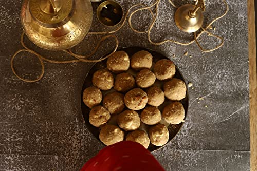 Image of Maa Mitahara Post Pregnancy Laddu with Saunf | Traditional Gond Laddu for New Mothers | Digestive & Lactation Support | Handmade Ayurvedic Postpartum Snack (300g, Sauf)