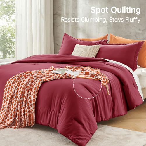 Image of MUXHOMO Oversized Queen Comforter Set, Lightweight Down Alternative Bed Set | All Season 3 Piece Bedding Set,Ultra Soft Down Alternative,Includes 1 Comforter 98x98 and 2 Pillow Shams 20x26,Burgundy Red