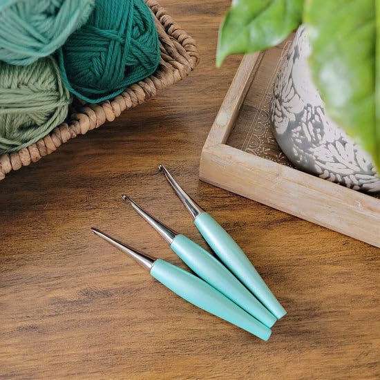 Image of Furls Crochet Hook, Odyssey Mint Green, Nickel Plated Tip for Effortless Glide, Ergonomic Handle Crochet Hooks 7 inch (Odyssey - Mint, L - 7.00MM)