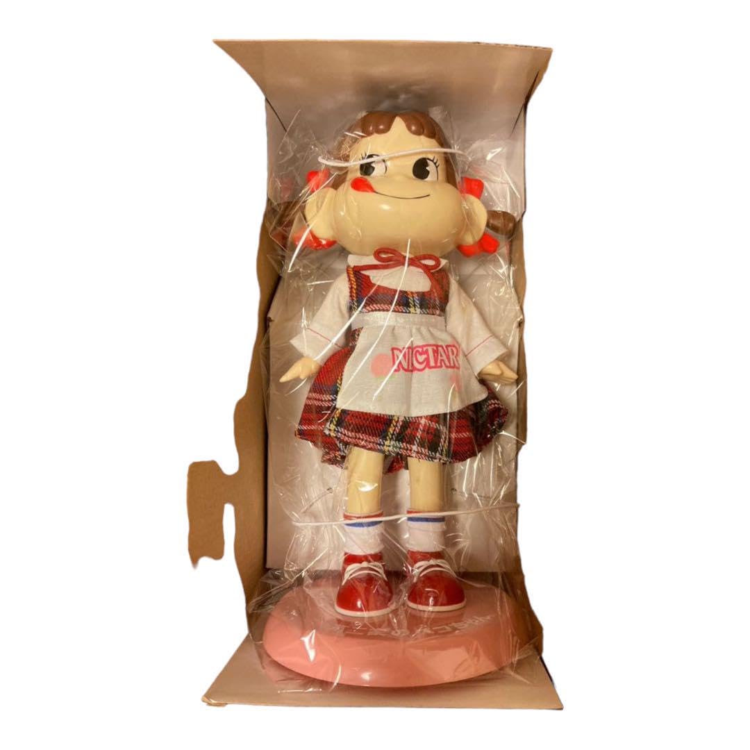 超レアペコちゃん人形あっちゃん(前田敦子)コラボ懸賞当選品 超レアペコちゃん人形あっちゃん(前田敦子)コラボ懸賞当選品