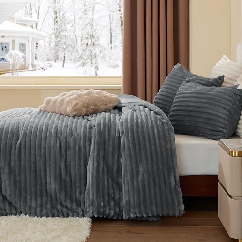BEDELITE Fleece King Comforter Set -Super Soft & Warm Fluffy Grey Bedding, Luxury Fuzzy Heavy Bed Set for Winter with 2 Pillow Cases