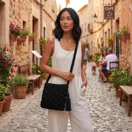 Oquniq black crochet sling bag – image 7