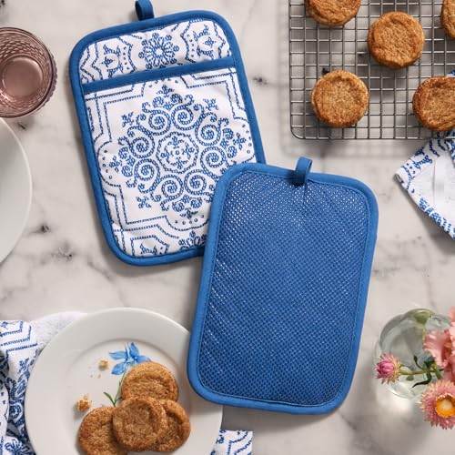 MARTHA-STEWART-Strie-Medallion-Pot-Holder-2-Pack-Set-Heat-Resistant-Non-Slip-Silicone-Grip-Navy-Blue-7×10 MARTHA STEWART Strie Medallion Pot Holder 2 Pack Set Heat Resistant Non Slip Silicone Grip Navy Blue 7×10