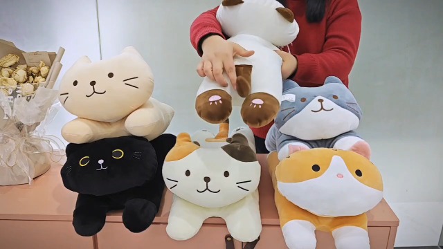 Amazon.com: ARELUX 22in Soft Cat Big Sleeping Hugging Pillows