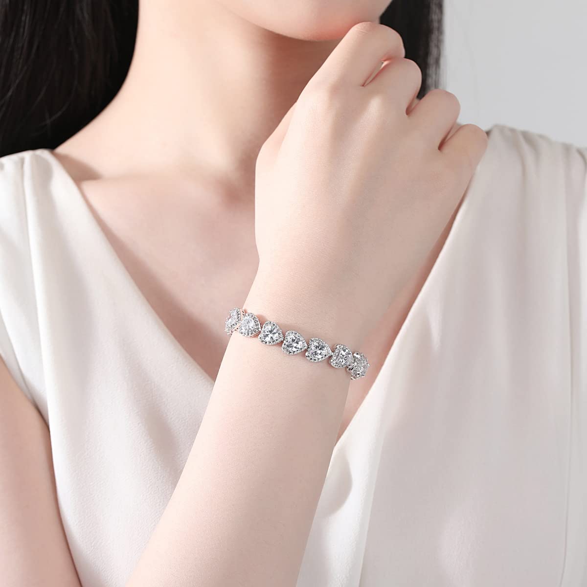 Pulsera de moissanita con corazón de oro de 14 quilates, lujosa pulsera con dije de corazón, regalo de joyería de Navidad, Níquel, moissanita