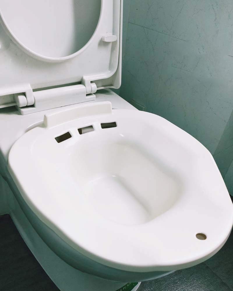 GHzzY Sitz Bath - Washing Bidet Bowl for Hemorrhoidal Relieve for Pregnant Women & Elderly - Over-The-Toilet Perineal Soaking Bath(2 Pcs),White