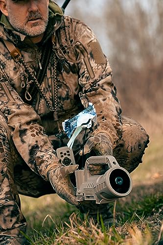 FOXPRO Hellcat PRO American Made Electronic Predator Call Remote Operated and Programmable Coyote, Fox, Hog Call for Hunting