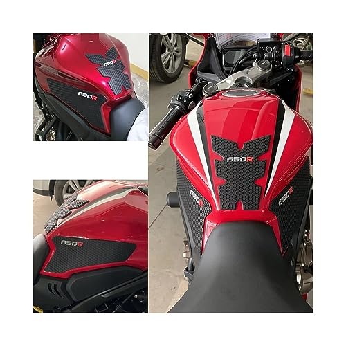 Côté réservoir de carburant pad CB650R en finition premium