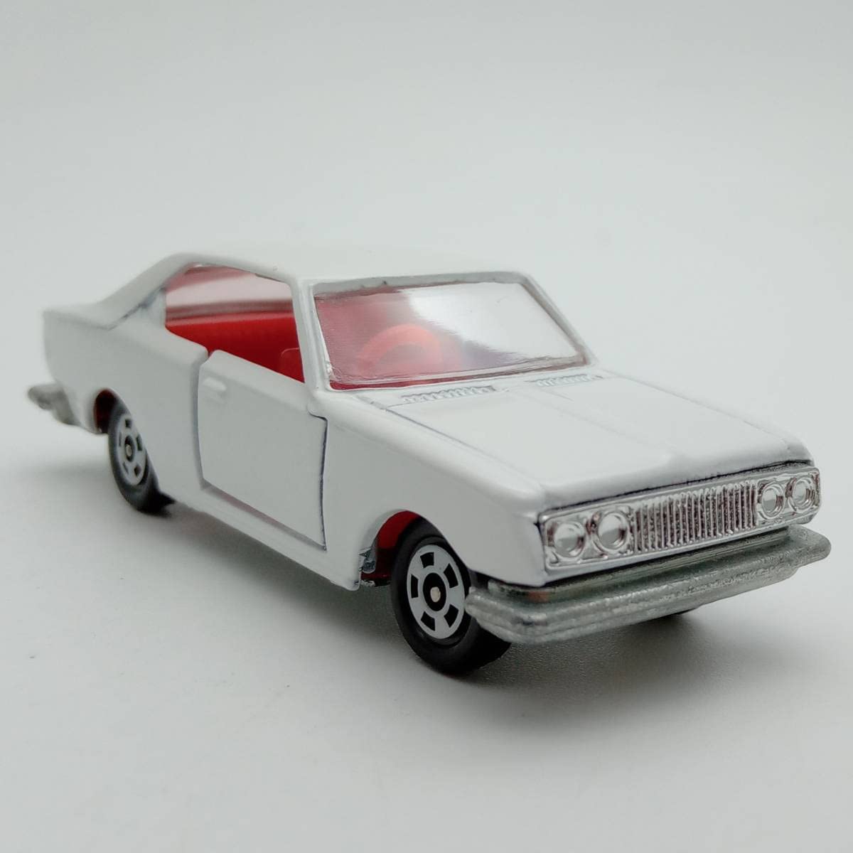 Amazon.co.jp: TOMY TOMICA CORONA MARK II 1900 HT.SL トミー トミカ  