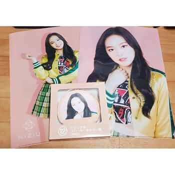 NiziU りお リオ ラントレ セット NiziU リオ 最新ラントレセット｜Yahoo!フリマ（旧PayPayフリマ）