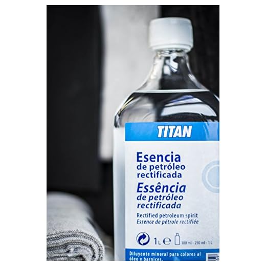 ESENCIA DE PETROLEO RECTIFICADA TITAN DE 100 ML