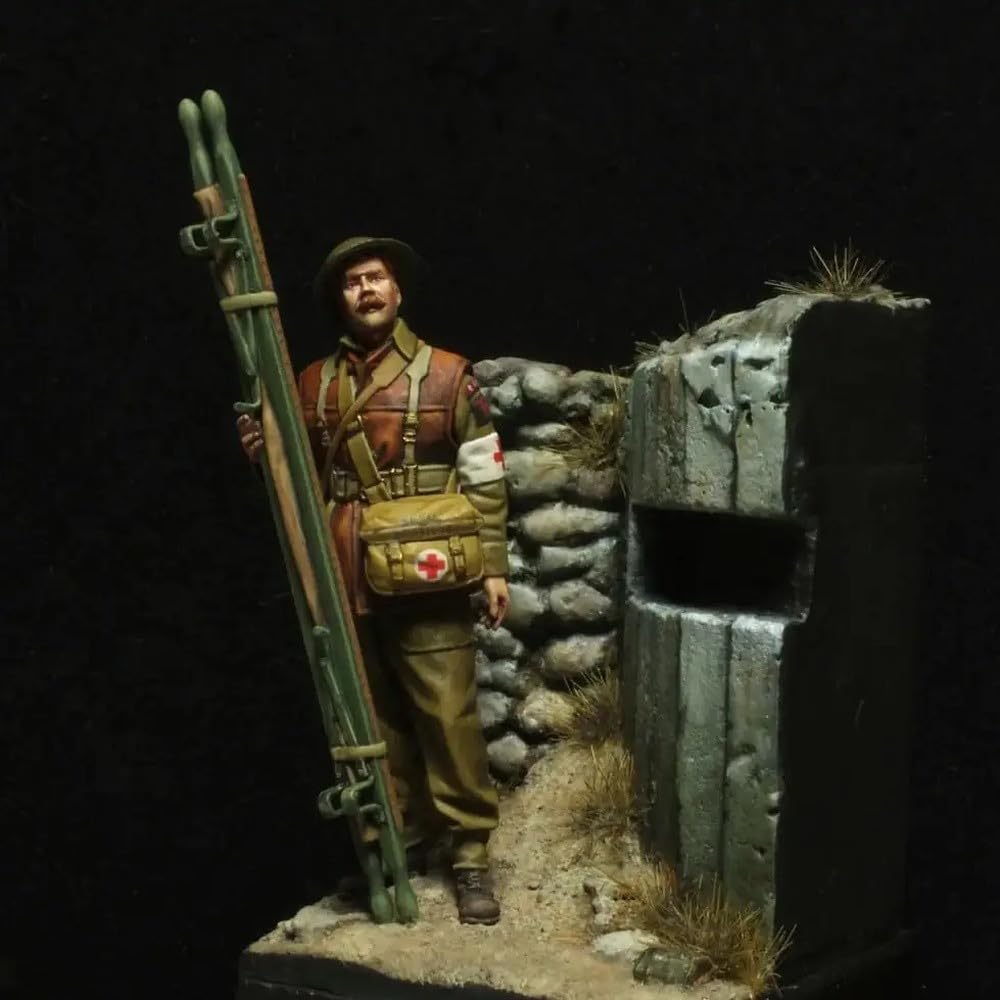 1/35 British Soldier Resin Model Figure Kit, Military Diorama Miniature Theme, Unassembled Unpainted, Display Infantry Figure