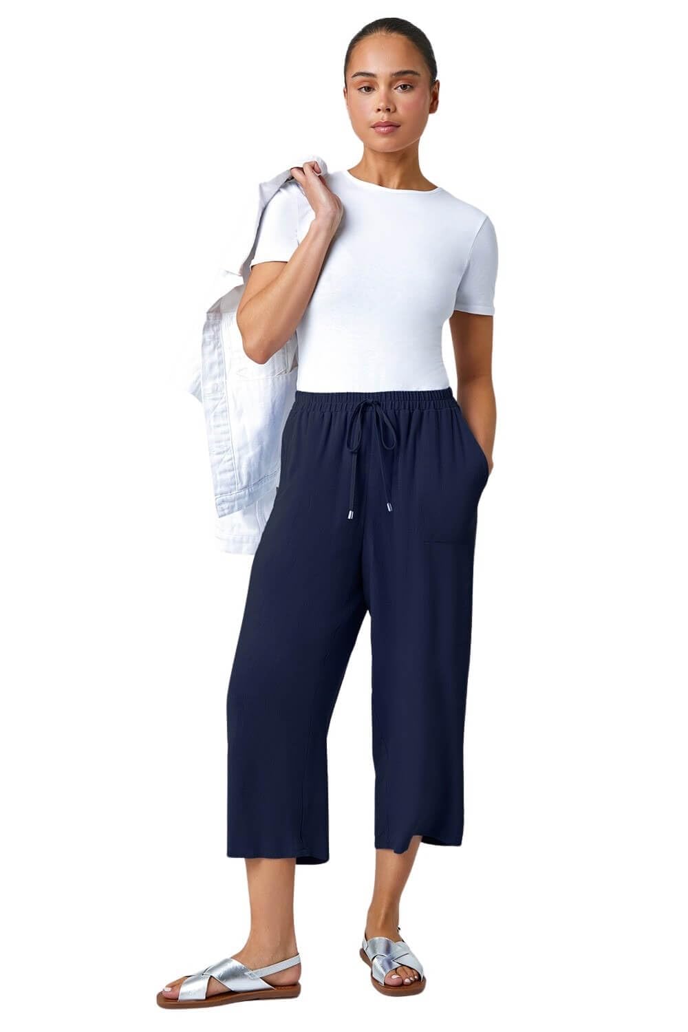 Roman Women's Navy Petite Linen Blend Wide Cropped Trousers In Size 18