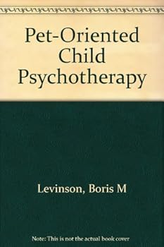 Hardcover Pet-oriented child psychotherapy, Book