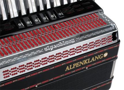 Alpenklang Pro Akkordeon III 72 MH Schwarz, 34 Diskant-Tasten aus Perlmutt | 72 Bässe, Kräftige, schnell ansprechende Helikon-Bässe, 6 Diskant-Register, 3 chörig im Diskant, Gewicht: 9 kg, 1 x Koffer