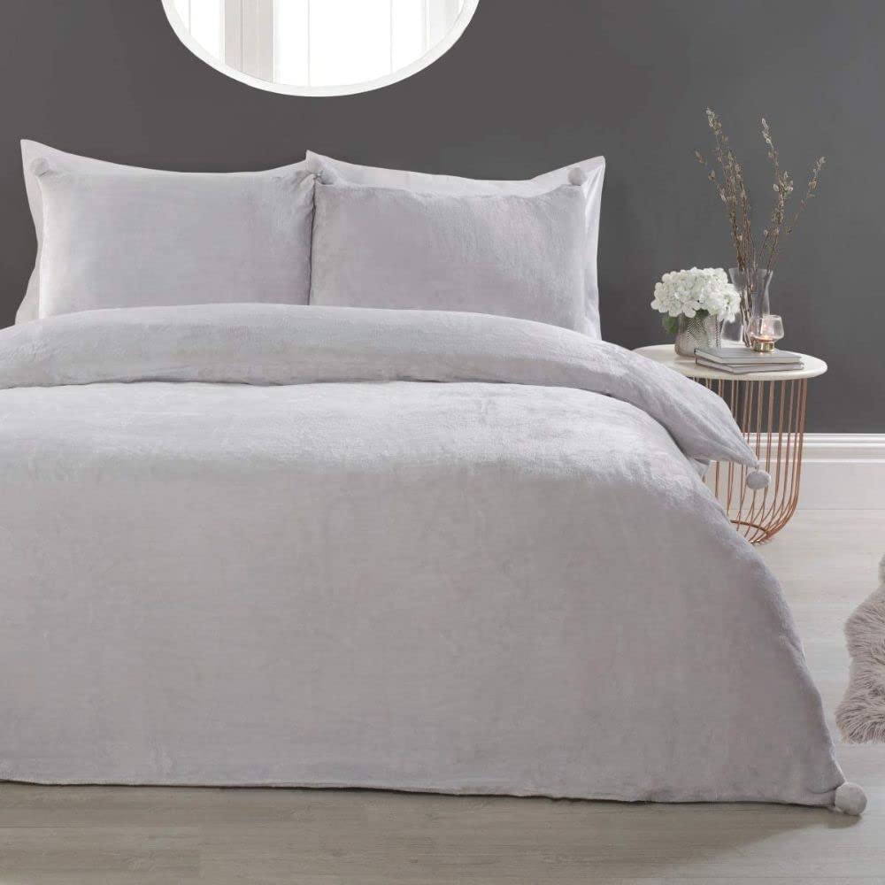 Sleepdown Pom Pom Silver Fleece Warm Cosy Super Soft Easy Care Plain Flannel Duvet Cover Quilt Bedding Set with Pillowcases - Double (200cm x 200cm), 5056242754329