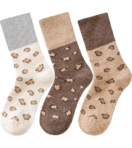 Image of Women's Leopard Animal Cheetah Print Crew Ankle Cotton Socks Size 5-9