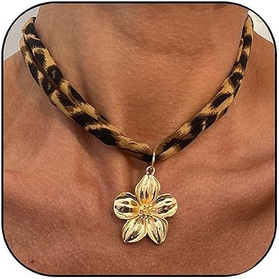 Gold Flower Necklace for Women Chunky Gold Floral Pendant Necklace Statement Flower Choker Jewelry for Women