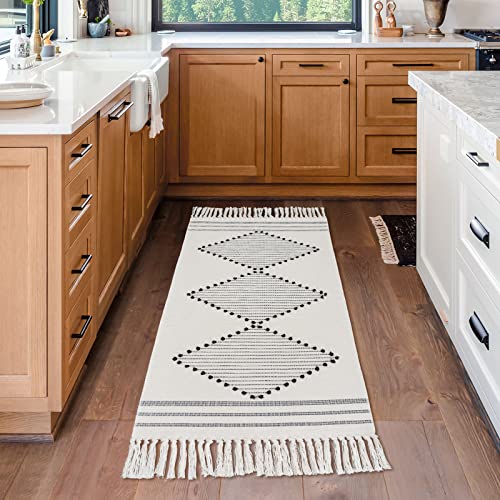 Mitovilla Boho Bathroom Rug 2'X4.3', White Farmhouse Runner Rug For Bedroom, Vintage Tribal Kitchen Rugs, Geometric Bath Mat With Tassel, Washable Cotton Woven Living Room Throw Rugs #TOP2