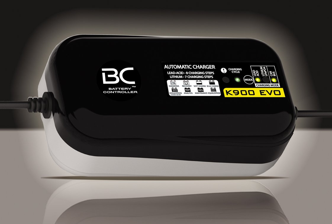 Automatic Lithium-PB Battery Charger And Maintainer - View #2