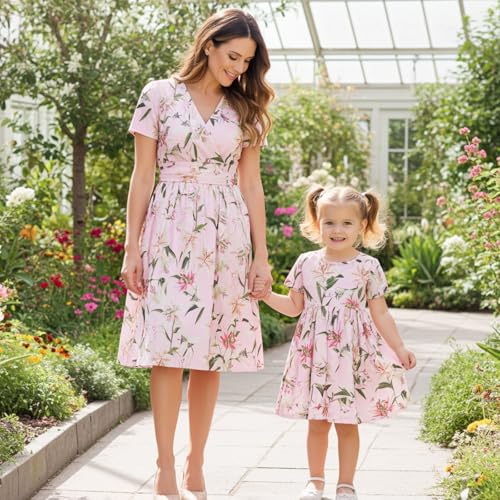 Image of Mommy and Me Floral Dresses Mother Daughter Matching Short Sleeve Tshirt Midi Dress Crew Neck Outfits with Pockets